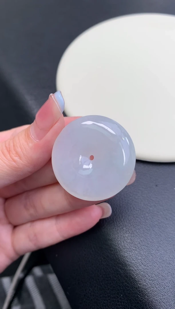 未镶嵌定制翡翠48小时鉴赏期 退货不扣服务费