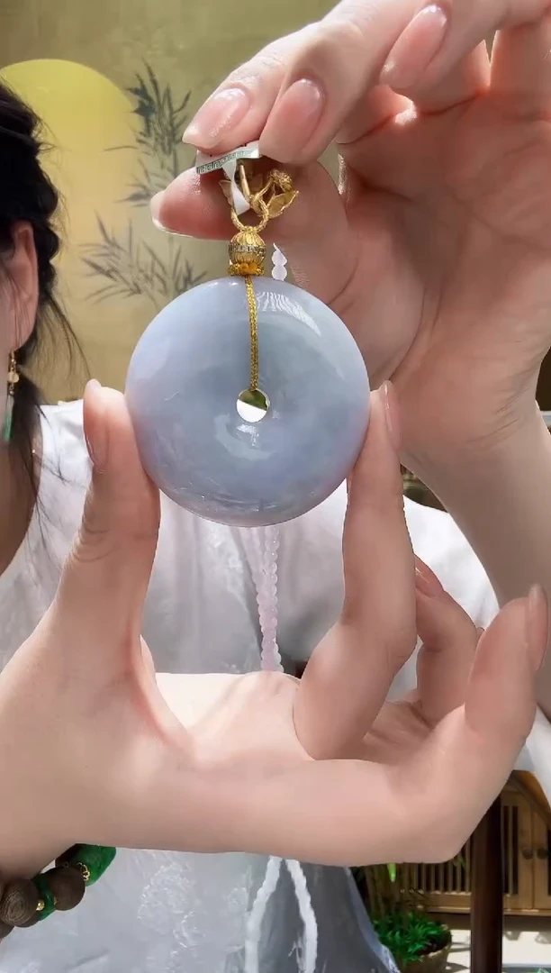 颈饰未镶嵌翡翠吊坠