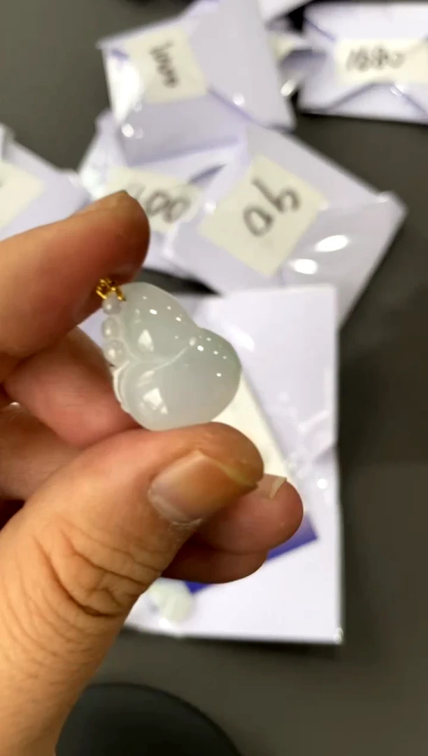 【闪购商品】翡翠颈饰18K金镶嵌51号买断价