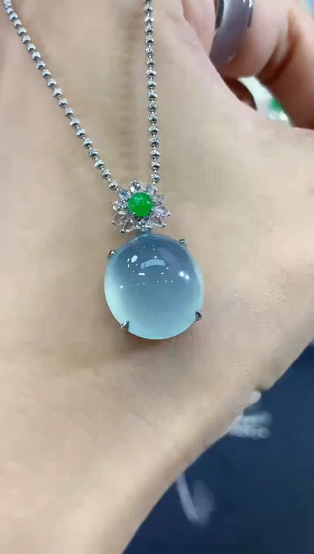 吊坠(不含链)18K金镶嵌翡翠B139