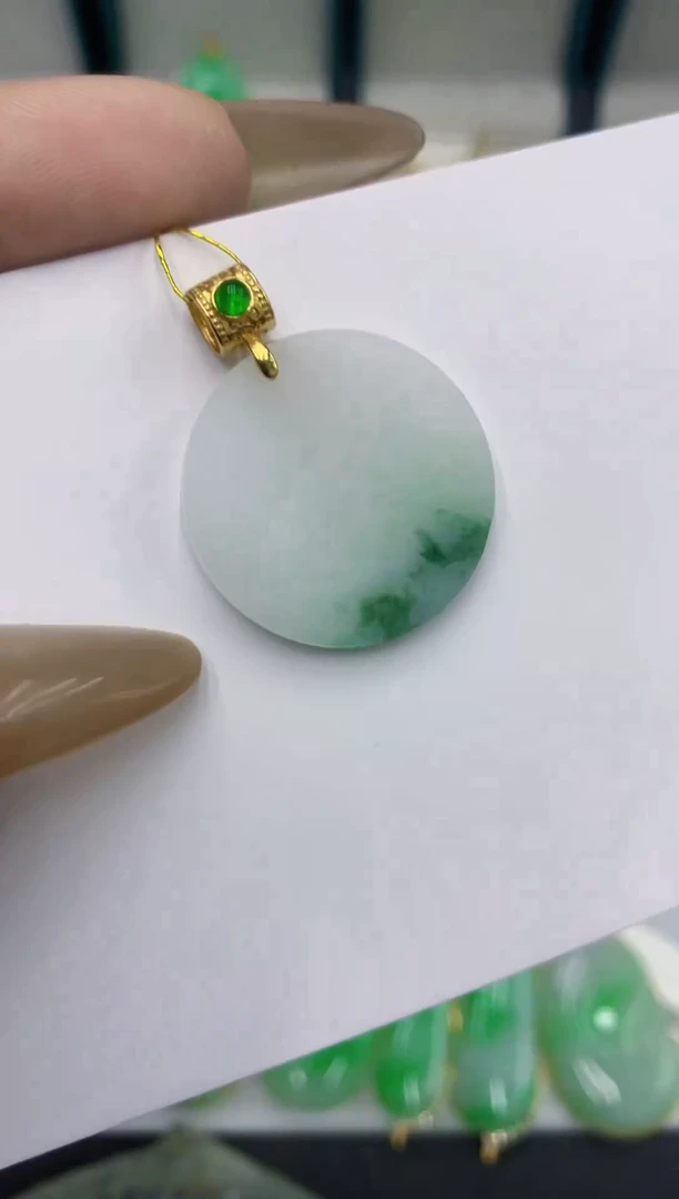 颈饰未镶嵌翡翠111111