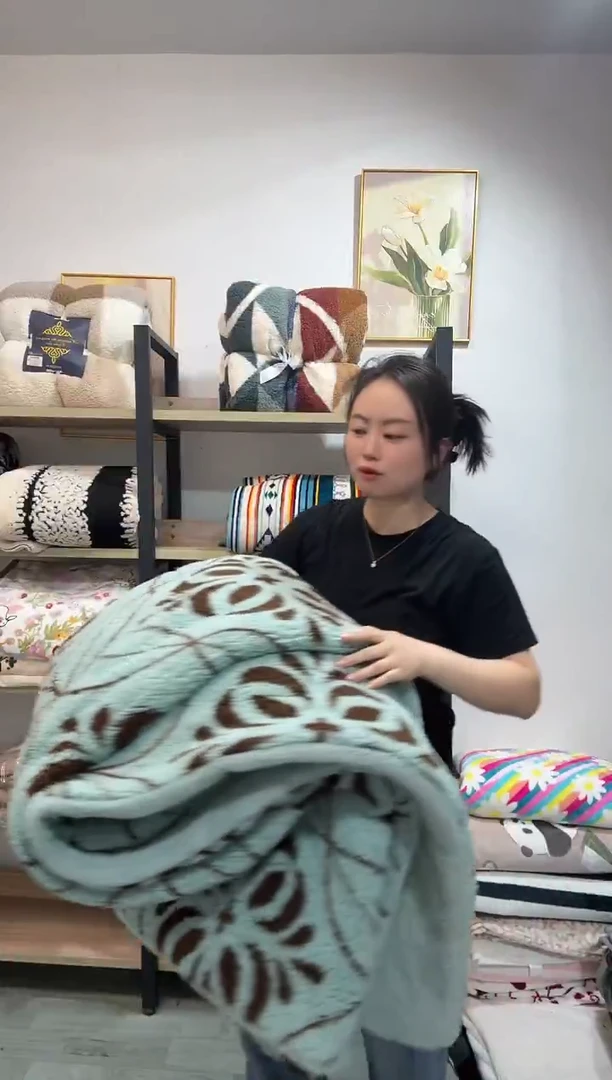 醋酯纤维200*230罗三层被子
