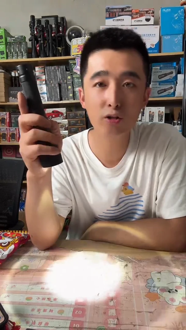 铝合金手持式电动马达手电无电池