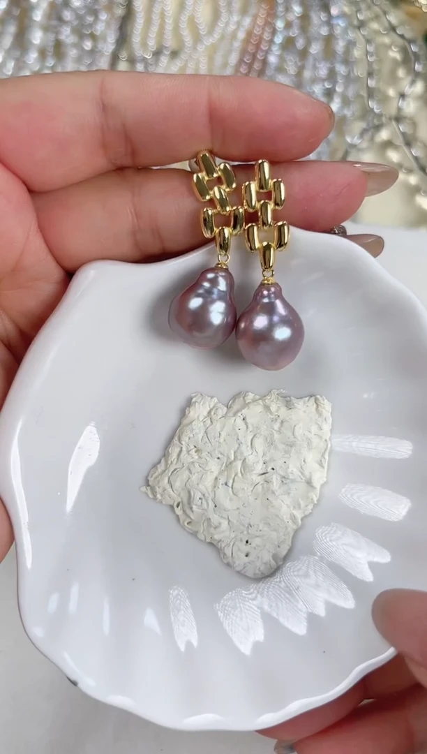 银S925镶嵌耳饰淡水珍珠小**?巴洛克