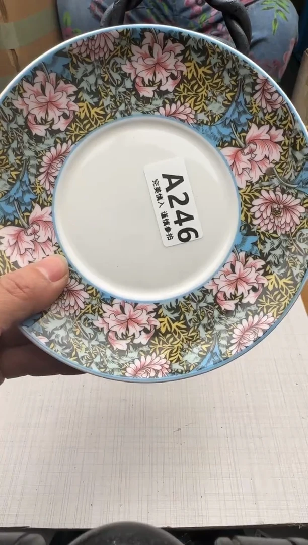 瓷片莫****5246