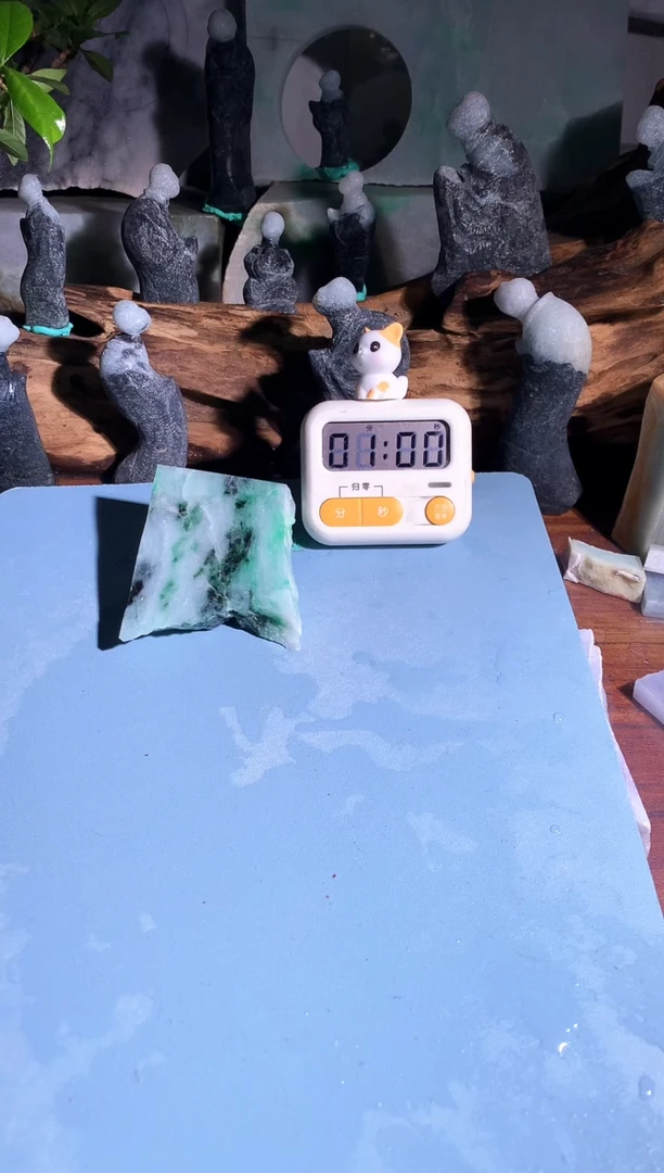 翡翠未镶嵌吊坠(不含链)湖**哥C819