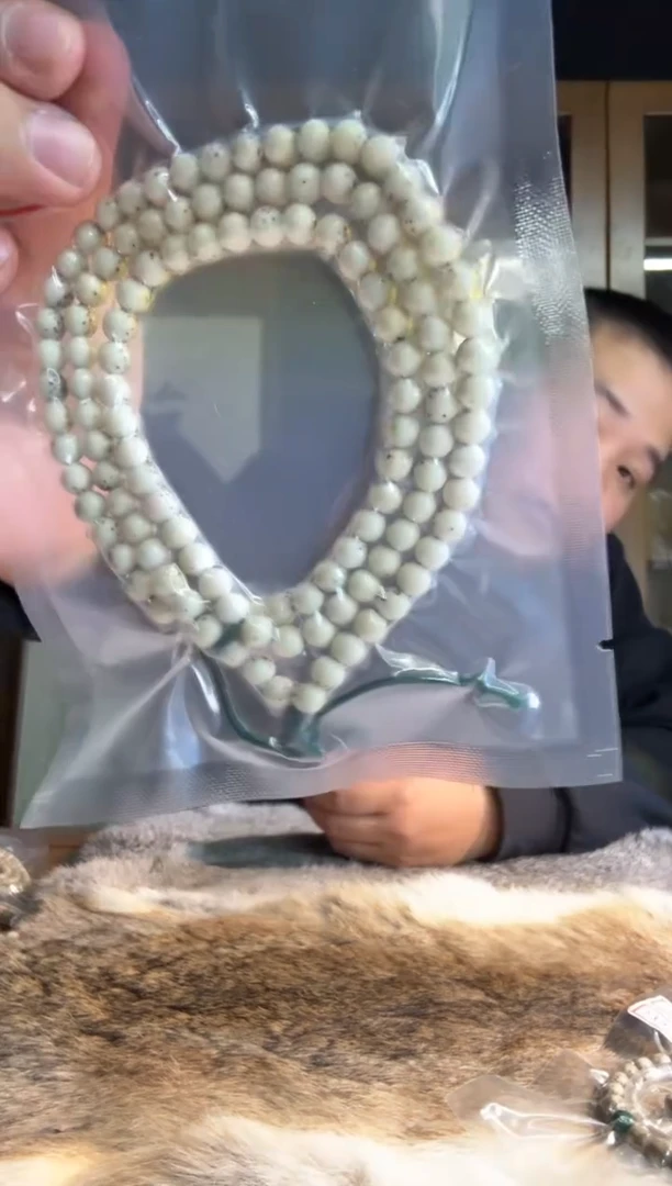 手串星月菩提k**g骨瓷白半壁留白卡6圆珠108