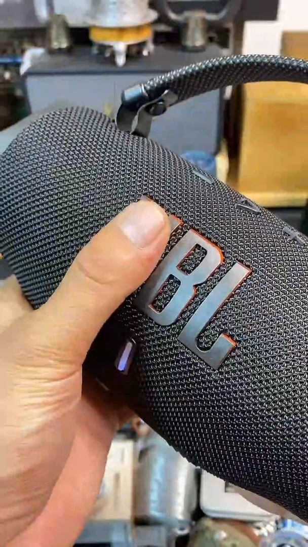 瓷片闪购商品，如图所示