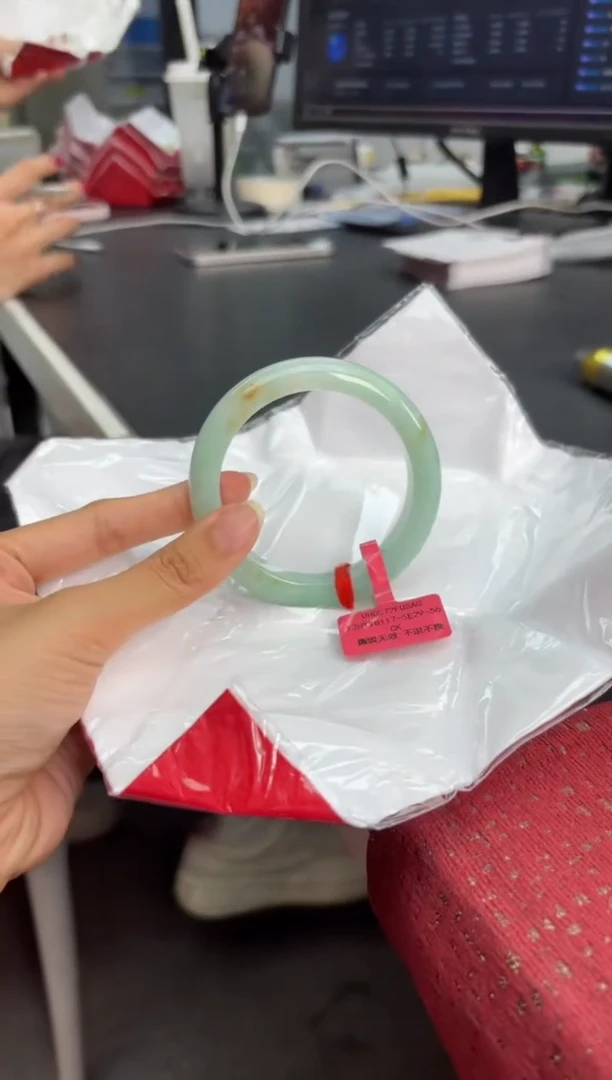 未镶嵌手镯翡翠翡翠手镯23