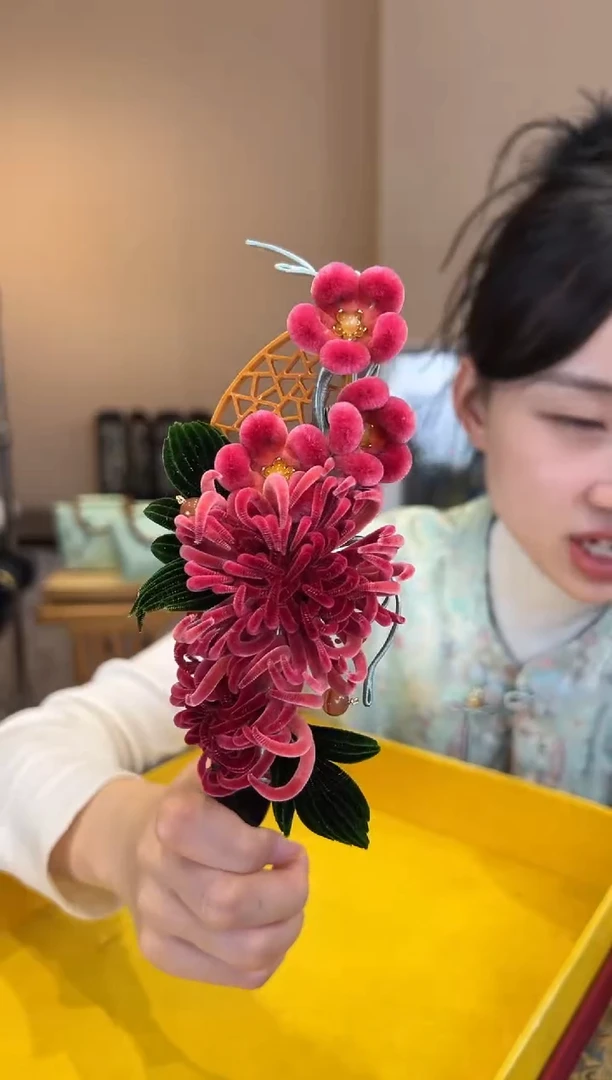 刺绣非遗绒花（发饰）