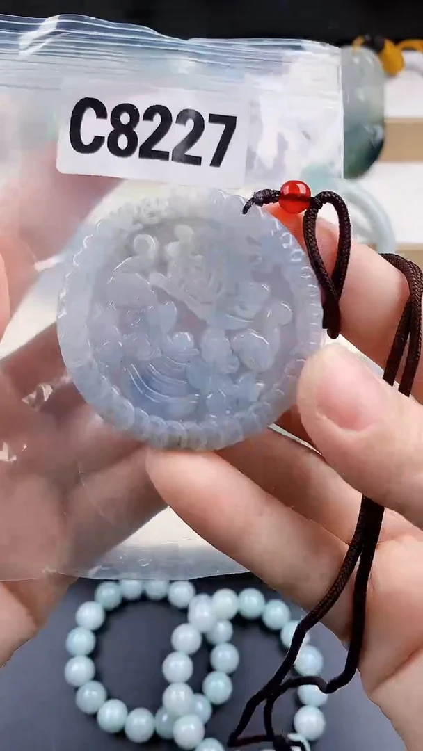 颈饰未镶嵌翡翠天然翡翠吊坠挂件