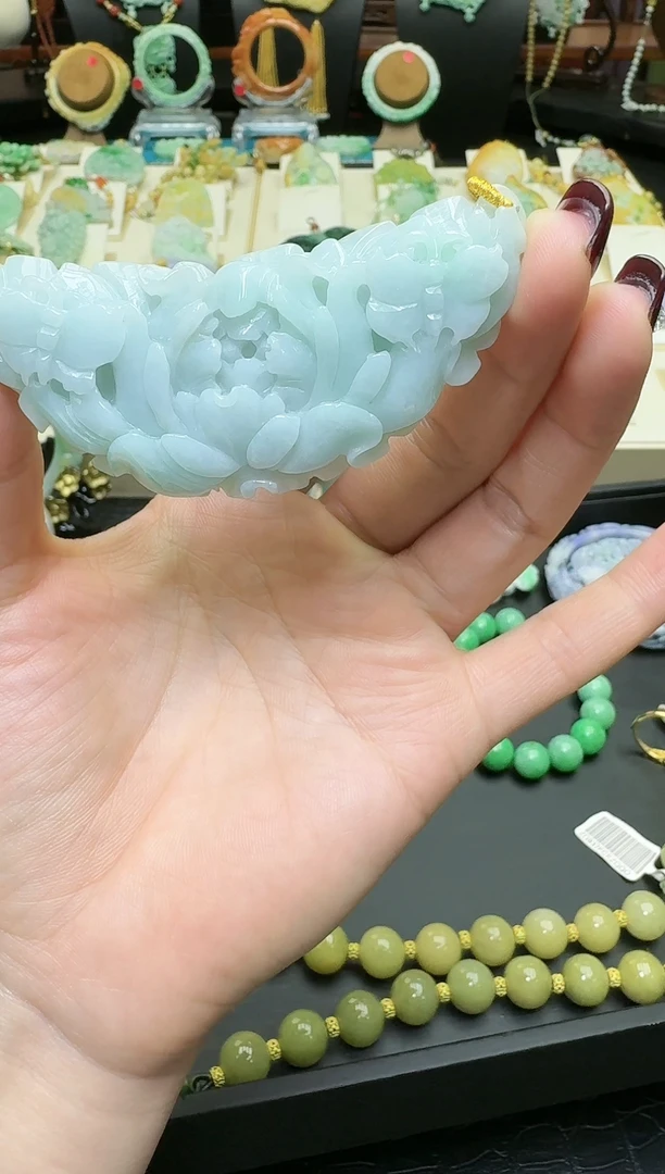 【闪购商品】翡翠颈饰未镶嵌天然翡翠花开富贵弯弯