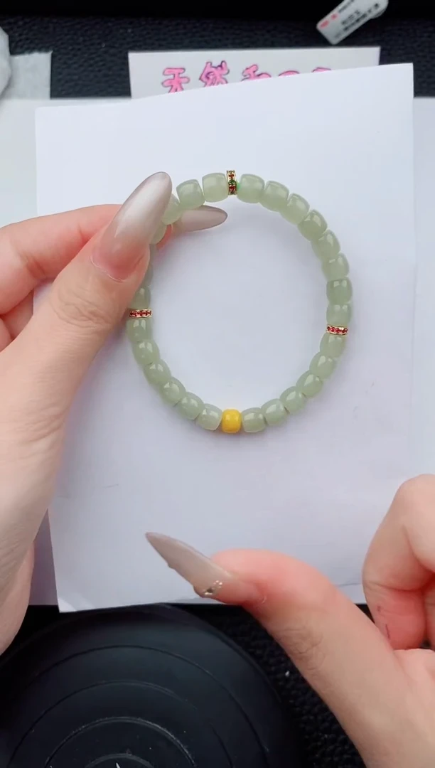 手串未镶嵌和田玉777碎玉微色差T直切