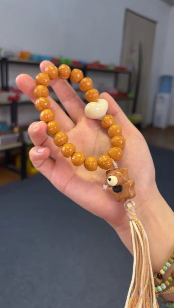 吊坠菩提根/象牙果猴头姬宝桃心【摘星熊】手持
