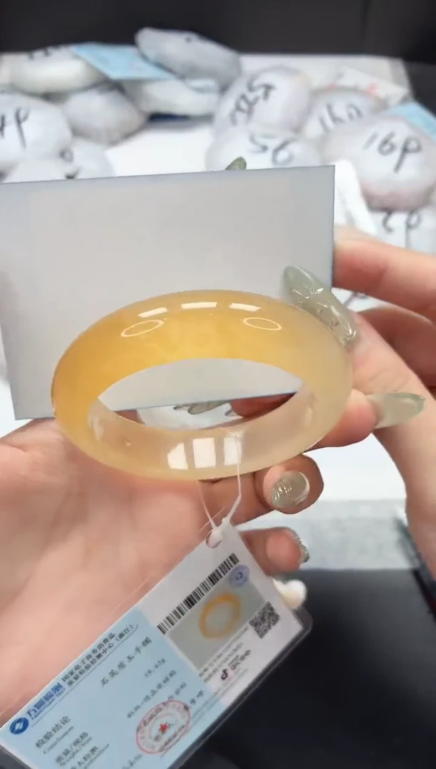 石英质玉手镯未镶嵌216/黄龙54.8