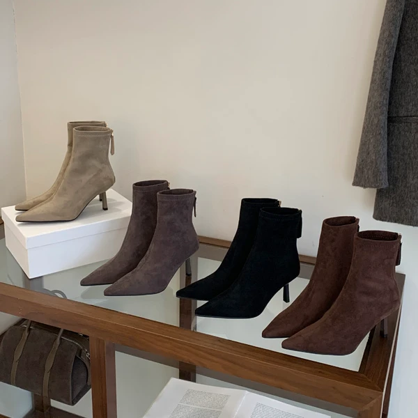 大姚同款 (大漂亮) 5.5cm尖头细跟瘦瘦靴女绒面软底舒适高跟短靴