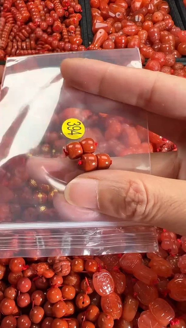 【闪购商品】南红玛瑙颈饰未镶嵌1