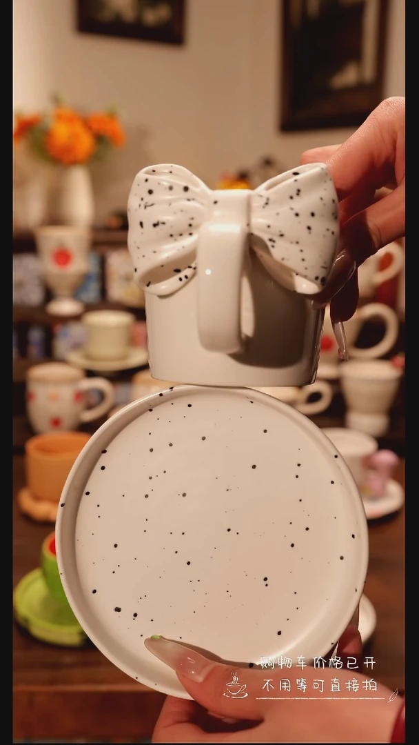 陶瓷便携款蝴蝶结杯碟手作  手绘釉下彩