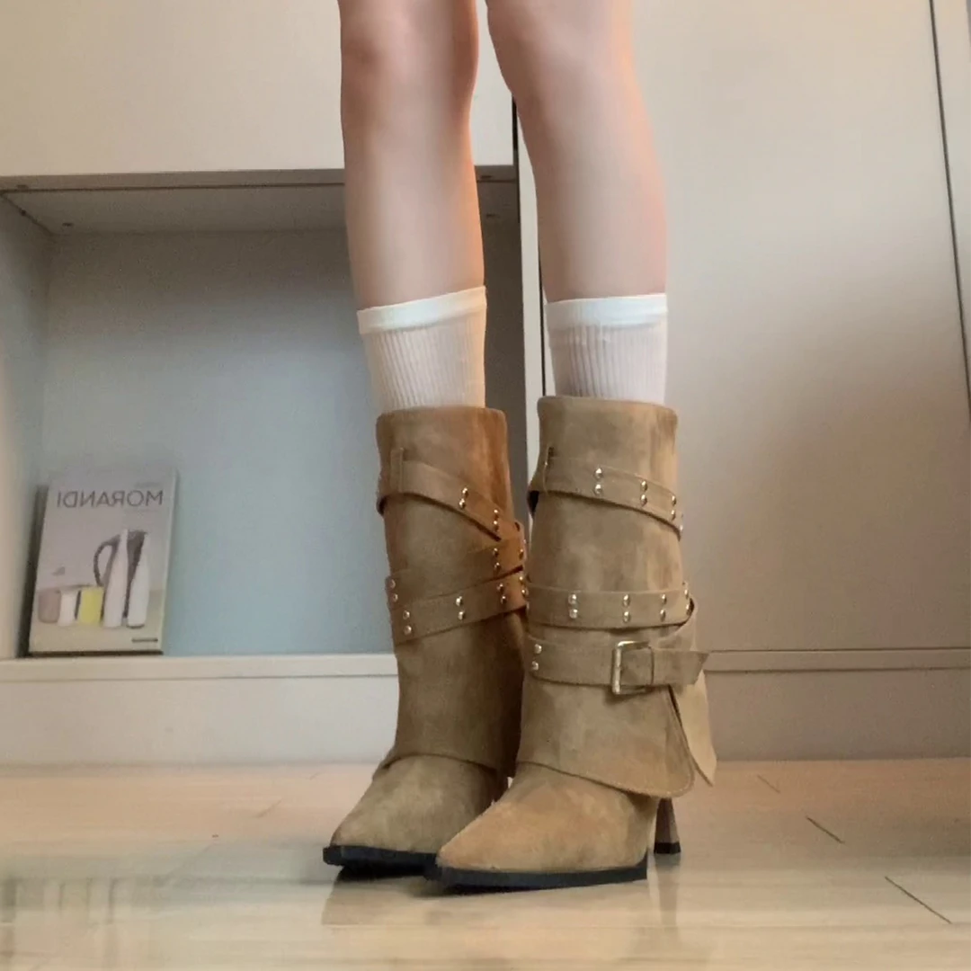 三幅软底现货版高级感尖头细高跟裤管靴女铆钉设计皮带扣女时装靴