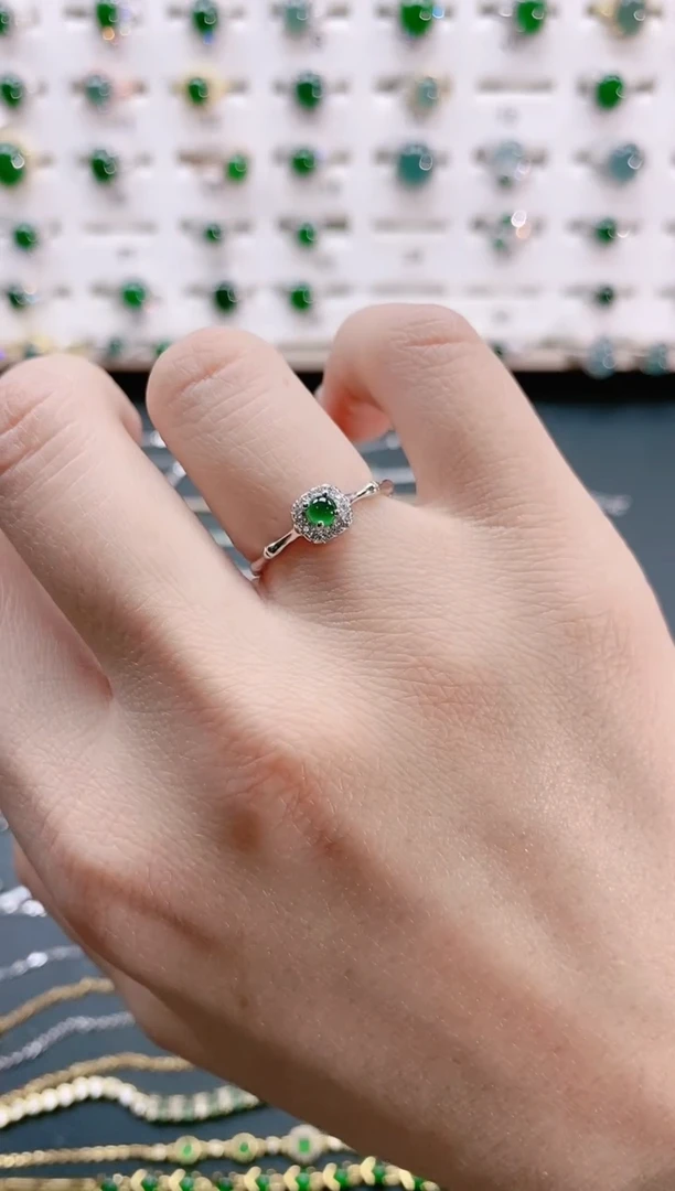 【闪购商品】翡翠戒指银S925镶嵌天然翡翠