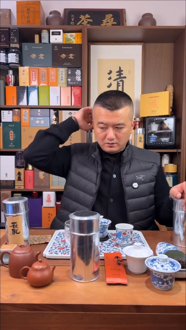 石乳100g铁罐一罐