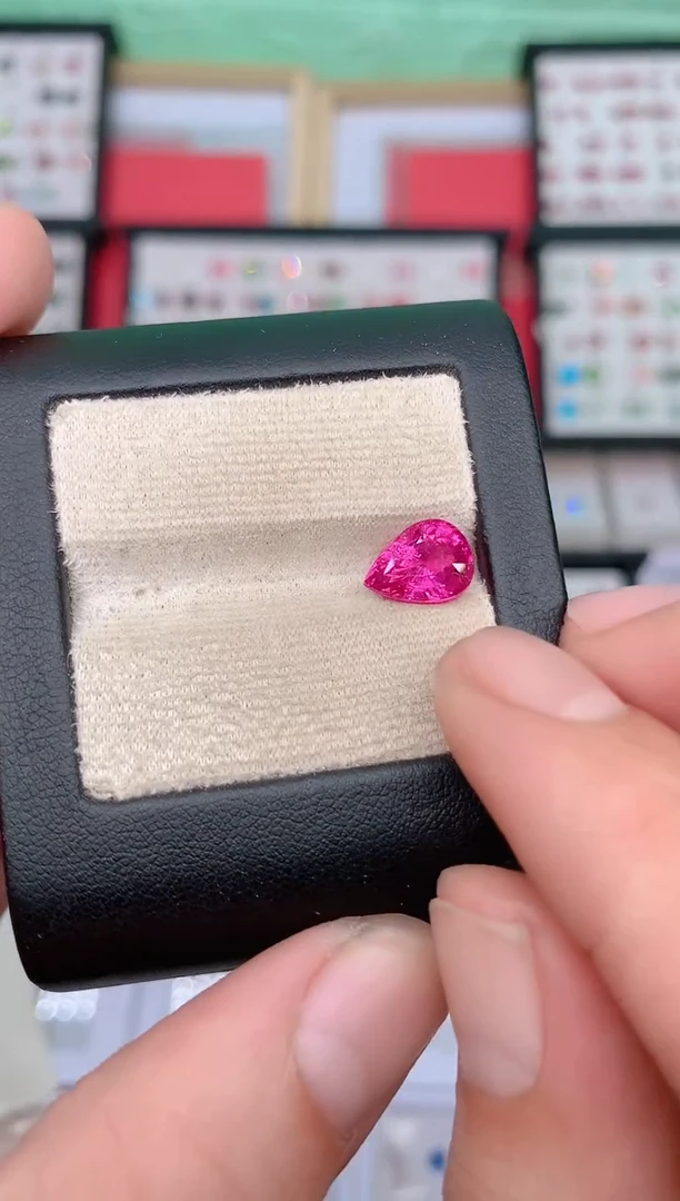 未镶嵌裸石碧玺卢比来2.33ct