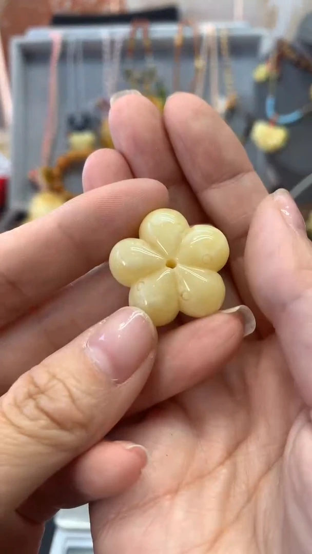 【闪购商品】琥珀珠宝奇石未镶嵌214