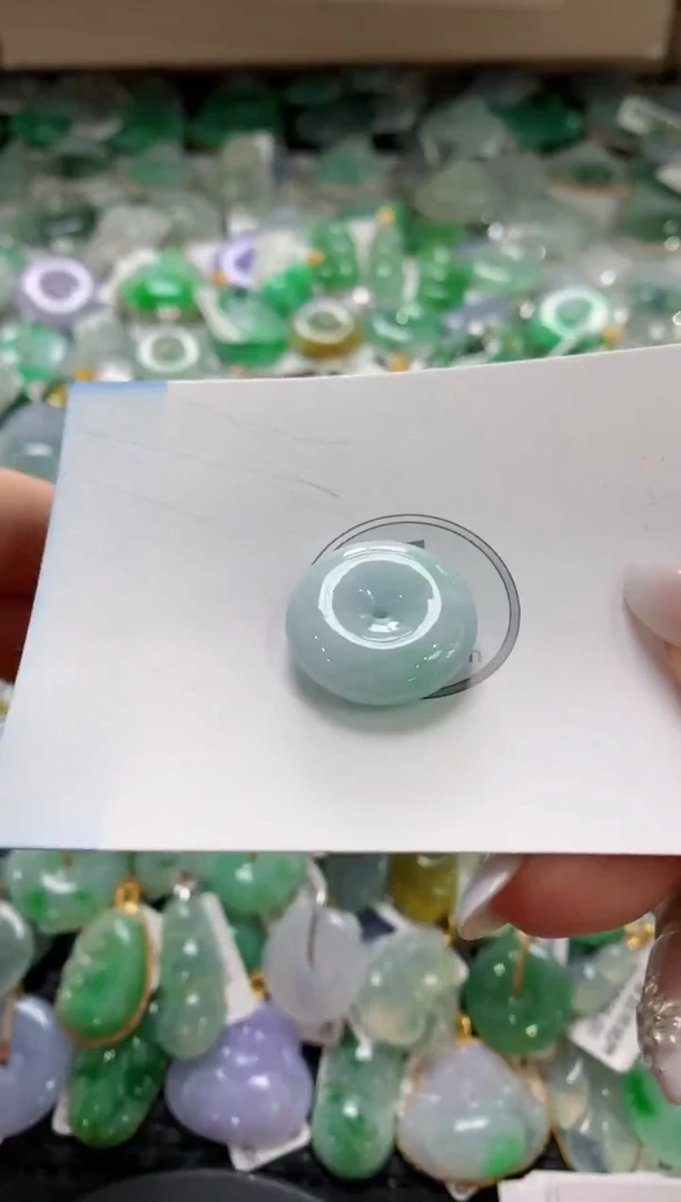 颈饰未镶嵌翡翠1111111111111111