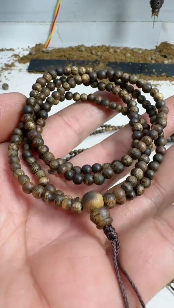 【闪购商品】沉香手串乌身0.4规格多圈6克虫漏