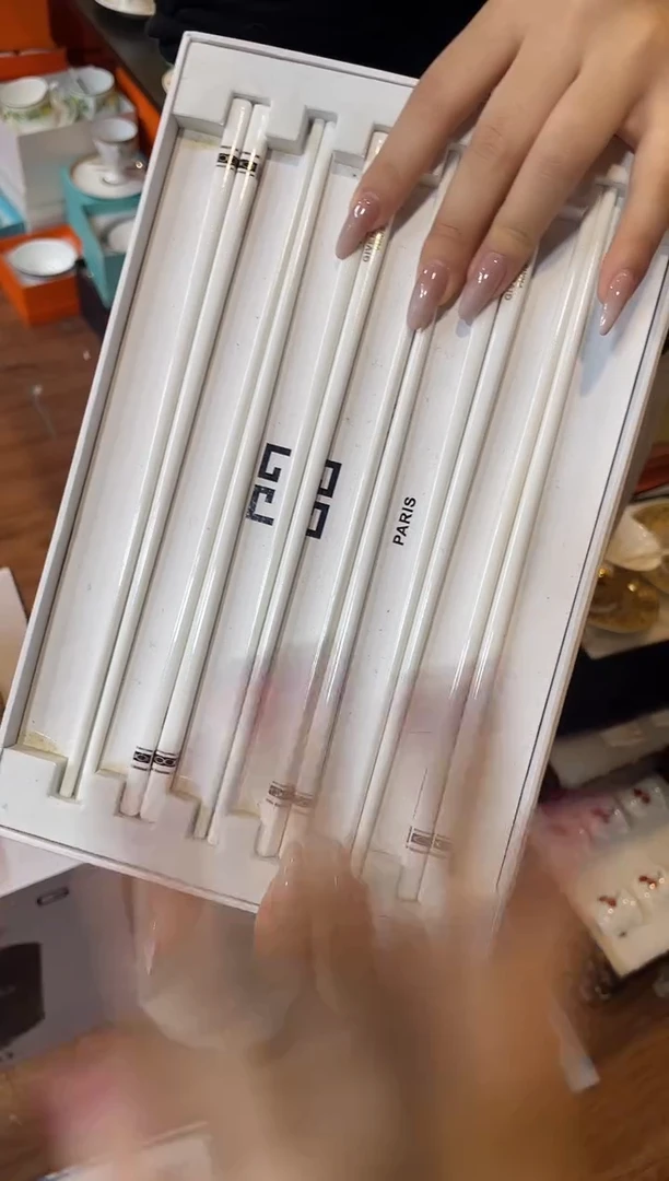 杯鸿辉家品牌瓷器，京东包邮！