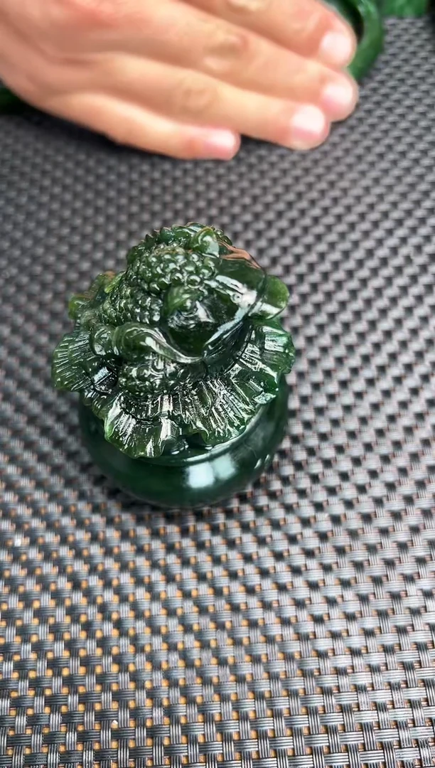 【闪购商品】和田玉颈饰未镶嵌摆件