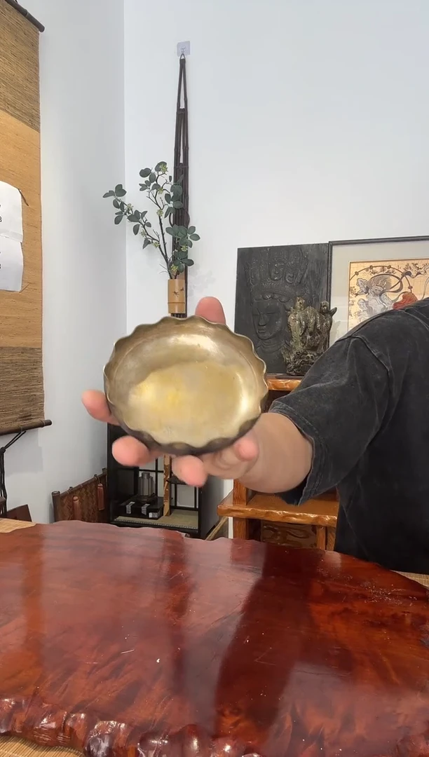瓷片中古品个别存有岁月痕迹，谨慎下单哦~