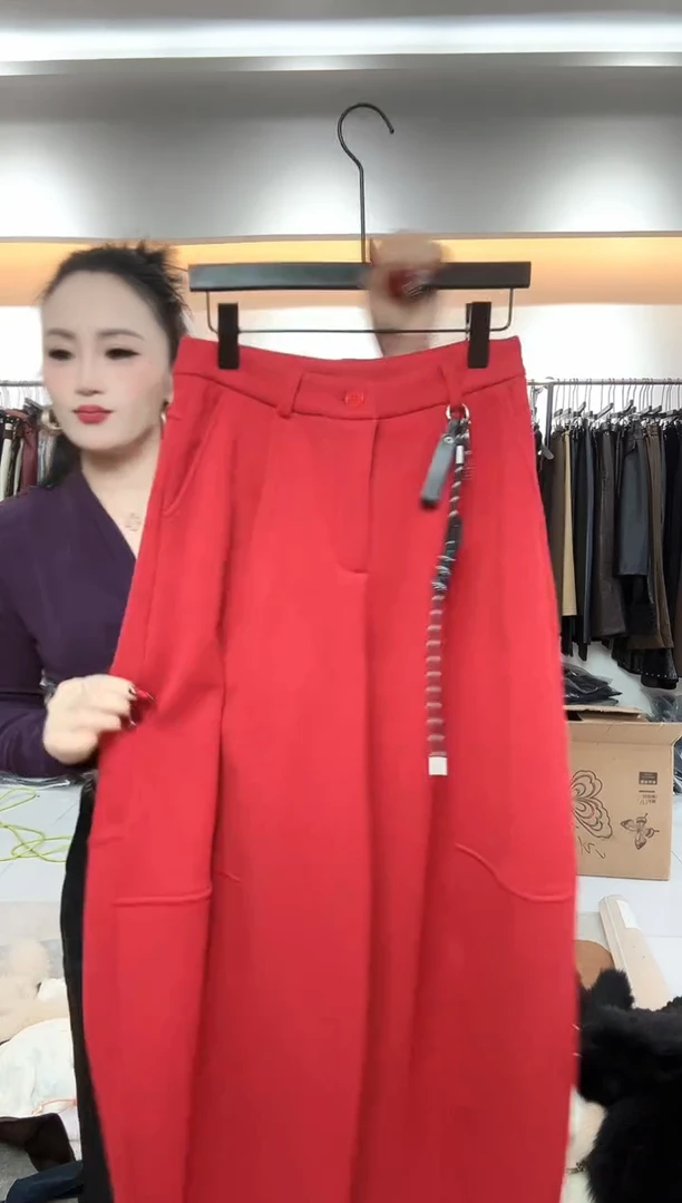 红色卫裤加绒保暖冬季