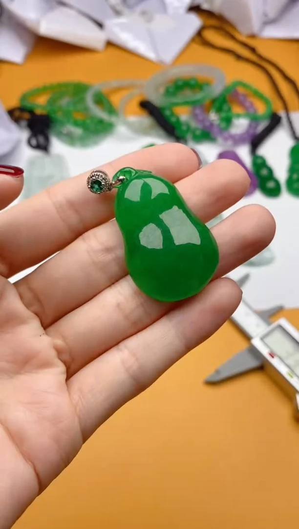 高端甄选吊坠（一物一图）100052