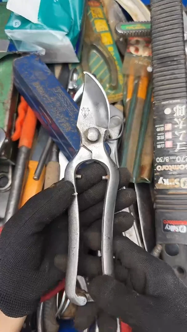 一**你五金工具钳子剪子等100