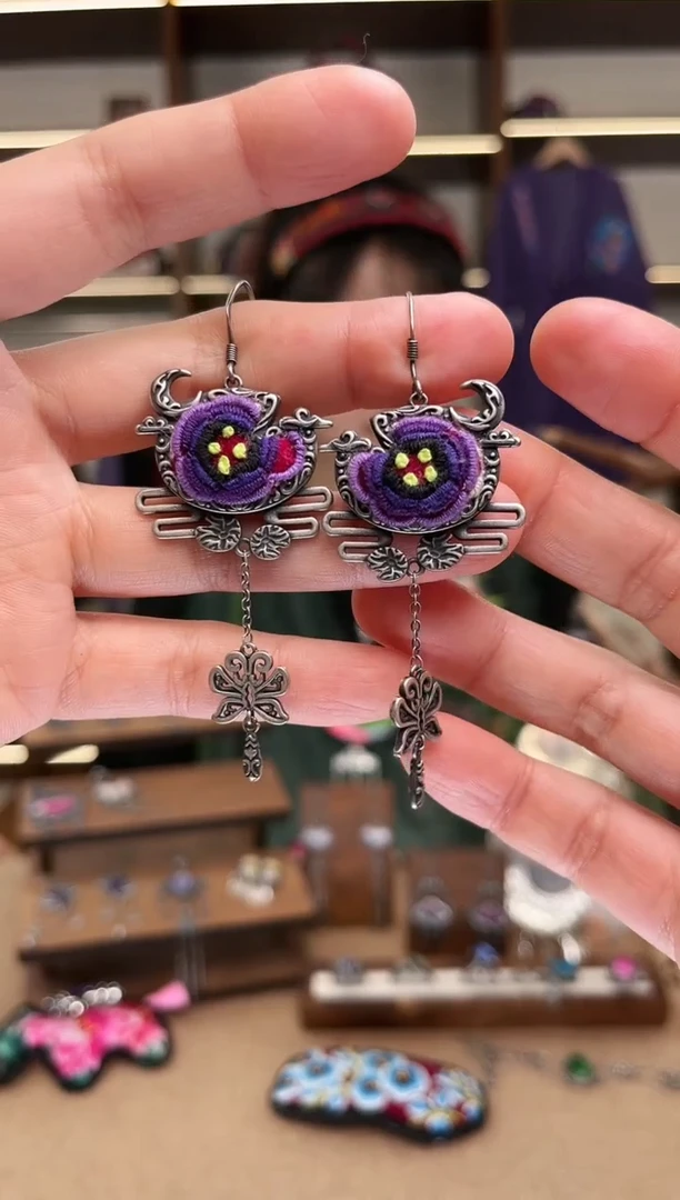 织绣1716黔东南苗族刺绣