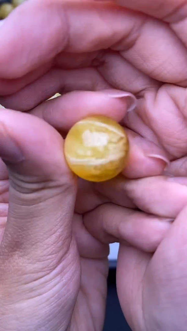 裸石琥珀未镶嵌大小姐珠宝31