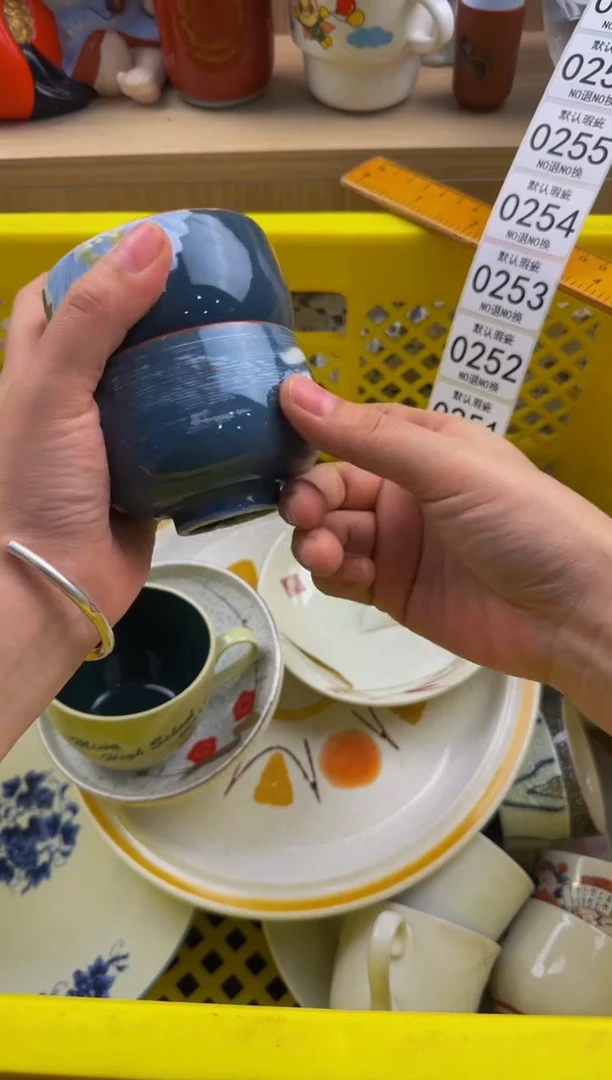 249默认微瑕，满20包邮。