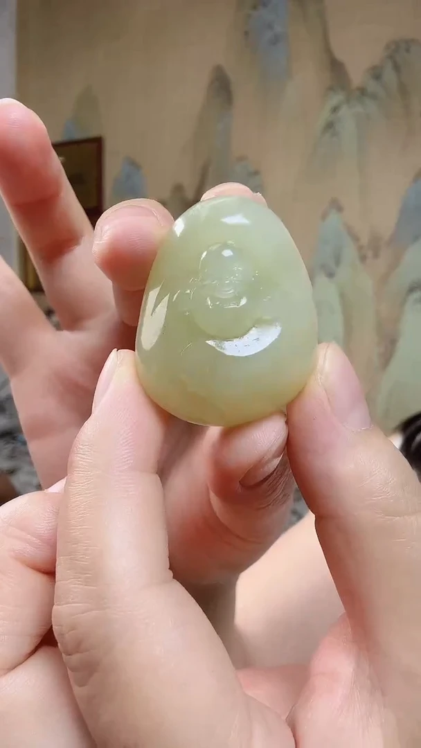颈饰未镶嵌和田玉.