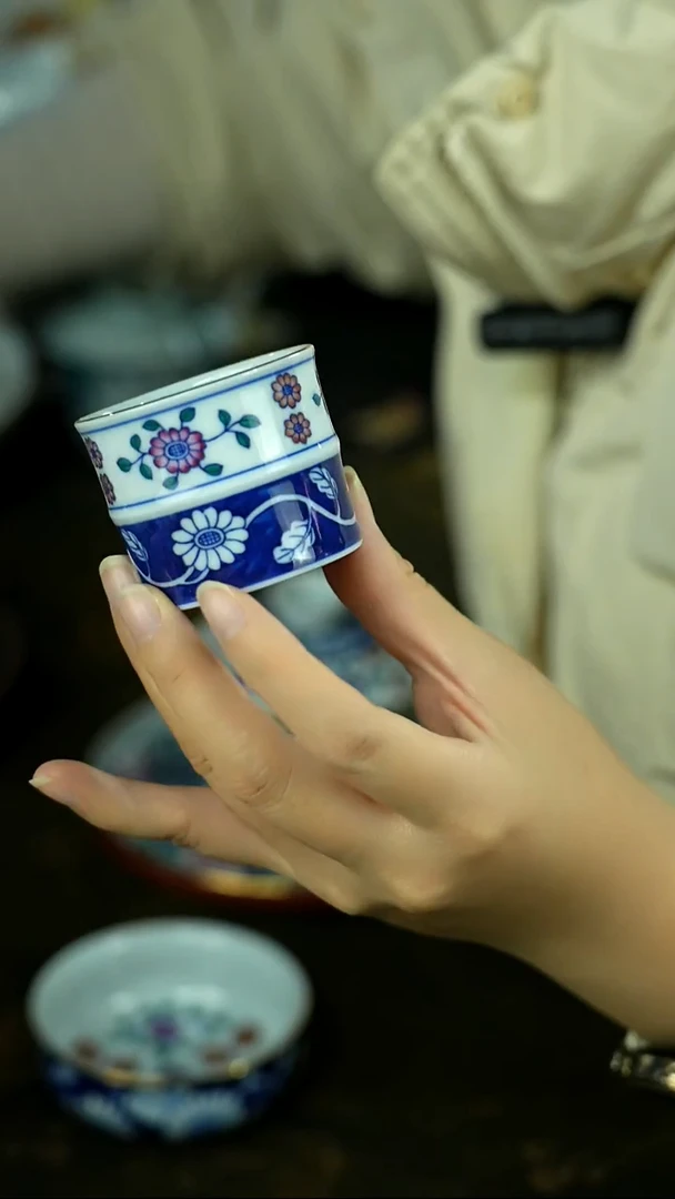 茶具还挺美，蹲下看看！