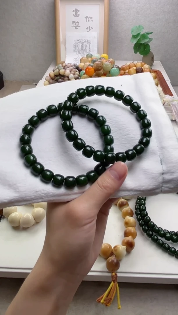 菩提根/象牙果手串干磨娘娘绿桶珠9*10手串