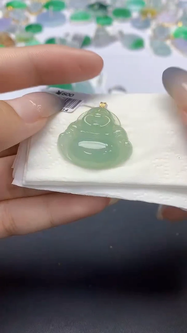翡翠18K金镶嵌颈饰 天然缅甸a货翡翠
