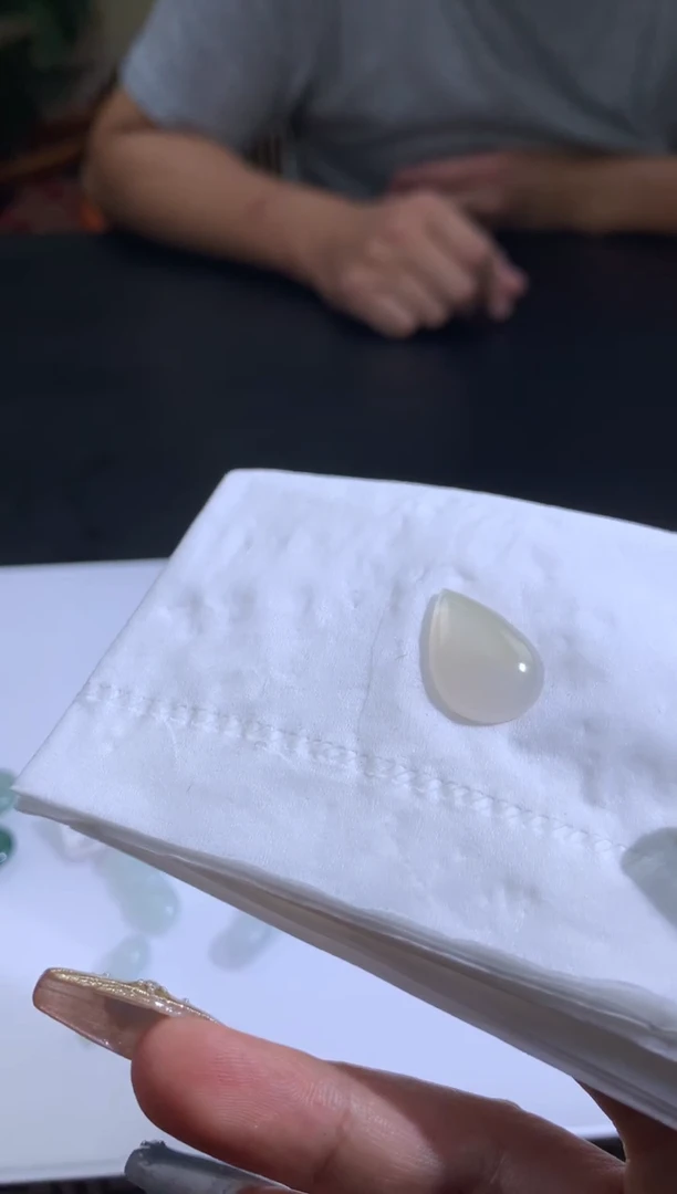 未镶嵌定制翡翠巴****1翡翠