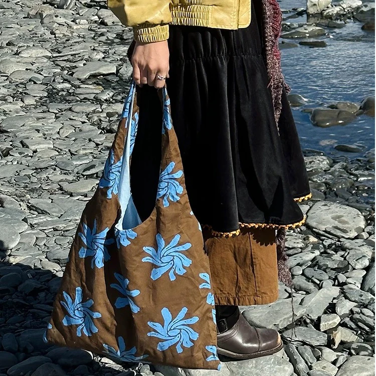 韩系慵懒风复古碎花帆布包2025新款百搭大容量单肩学生通勤托特包