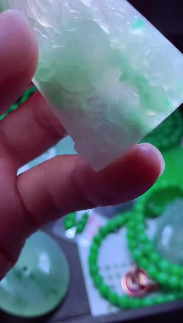 未镶嵌定制翡翠肚****#翡翠毛货定制