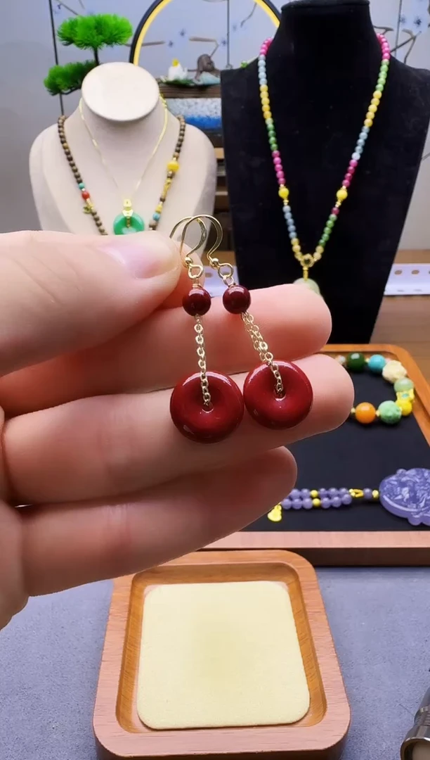 玛瑙/玉髓耳钉14K金镶嵌E106