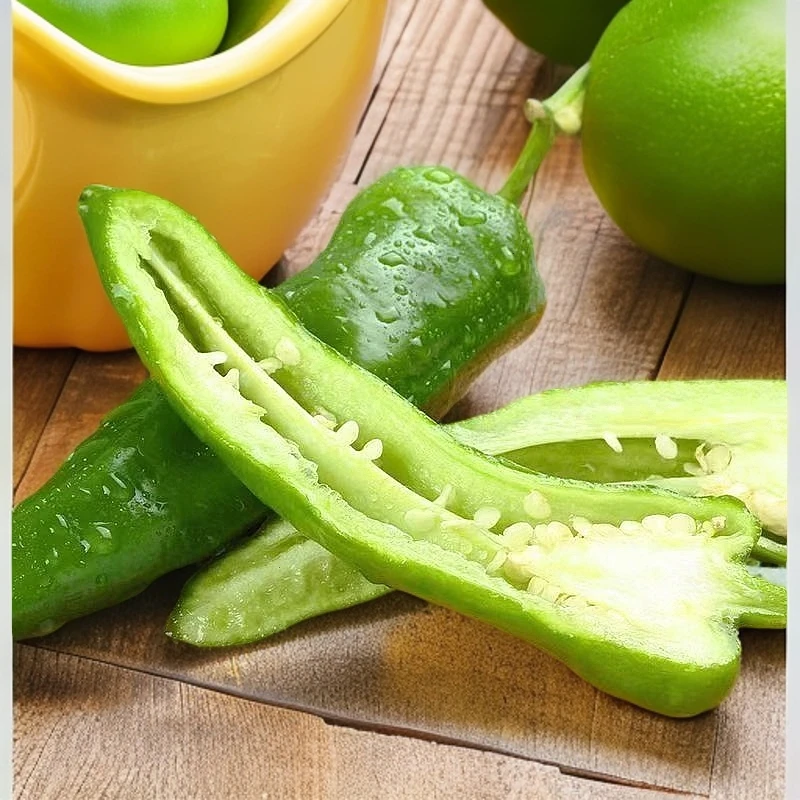 广东湛江新苗青辣椒辣妹子辣椒露天种植辣椒现在现发青尖椒爆辣椒