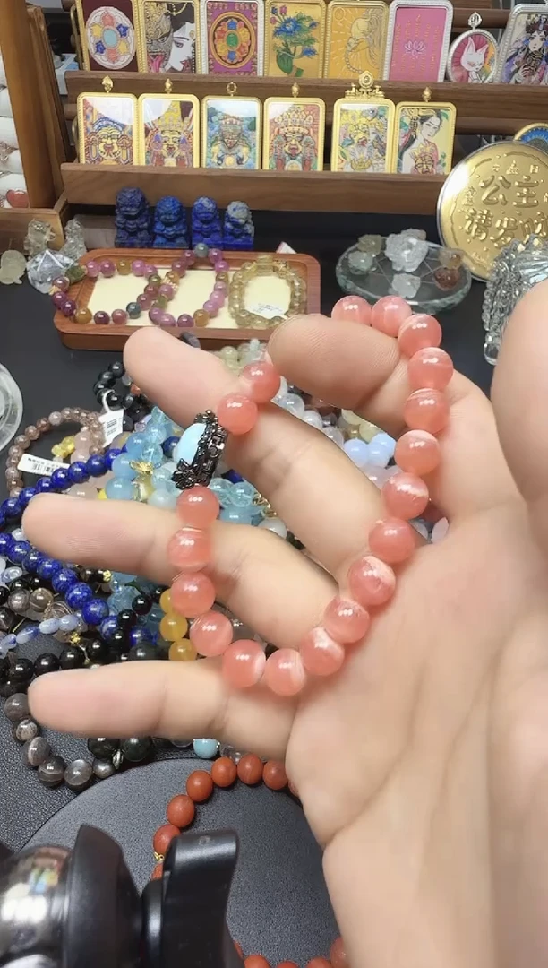 未镶嵌颈饰水晶锦**体手串