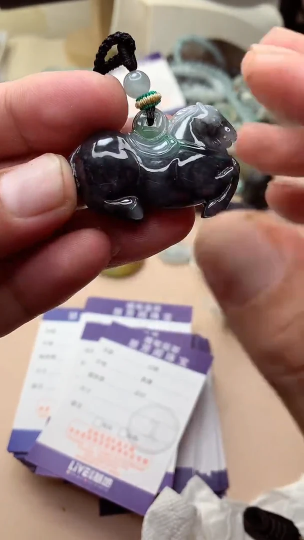 未镶嵌定制翡翠翡翠