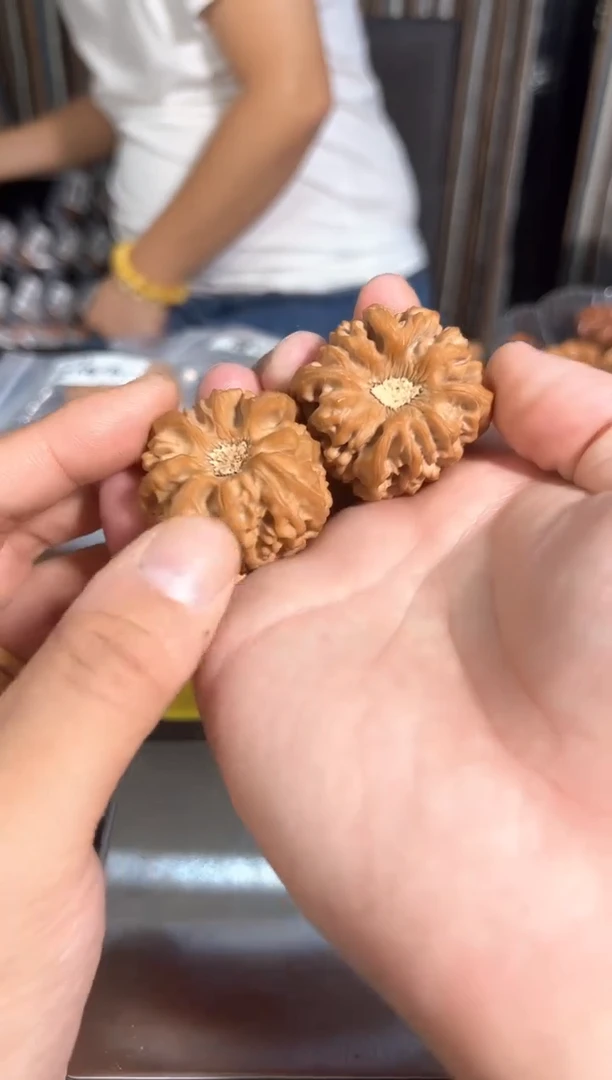 把件核桃头货对40尺龙门涧